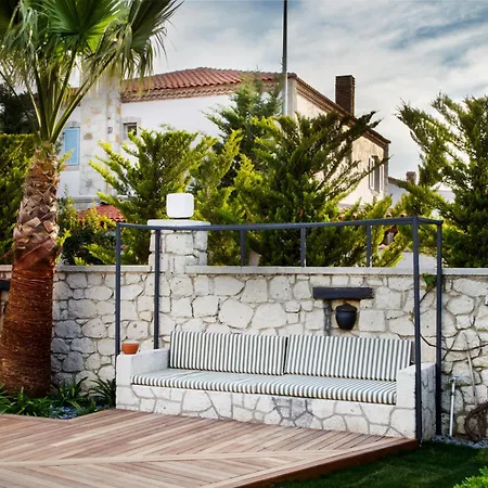 Müptela Alaçatı Otel