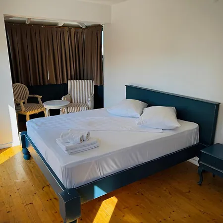 Müptela Alaçatı Otel
