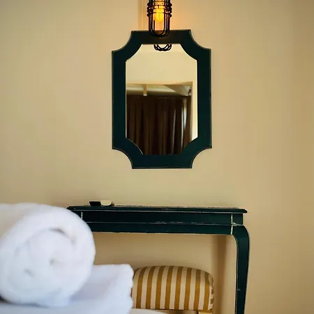 Müptela Alaçatı Otel 3*